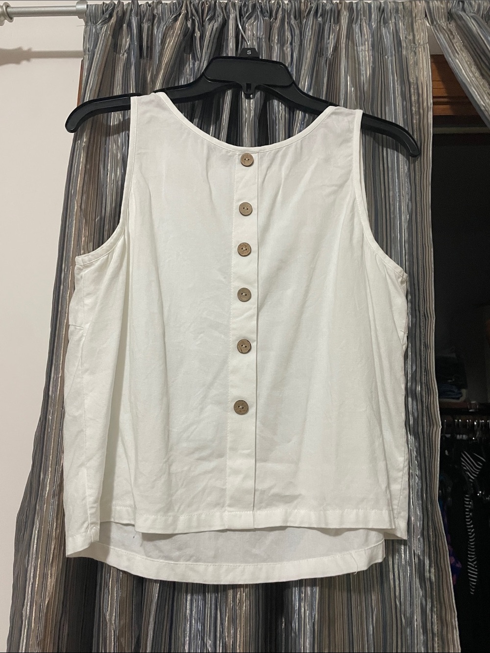 White Tank Button Back - Picture 8 of 10